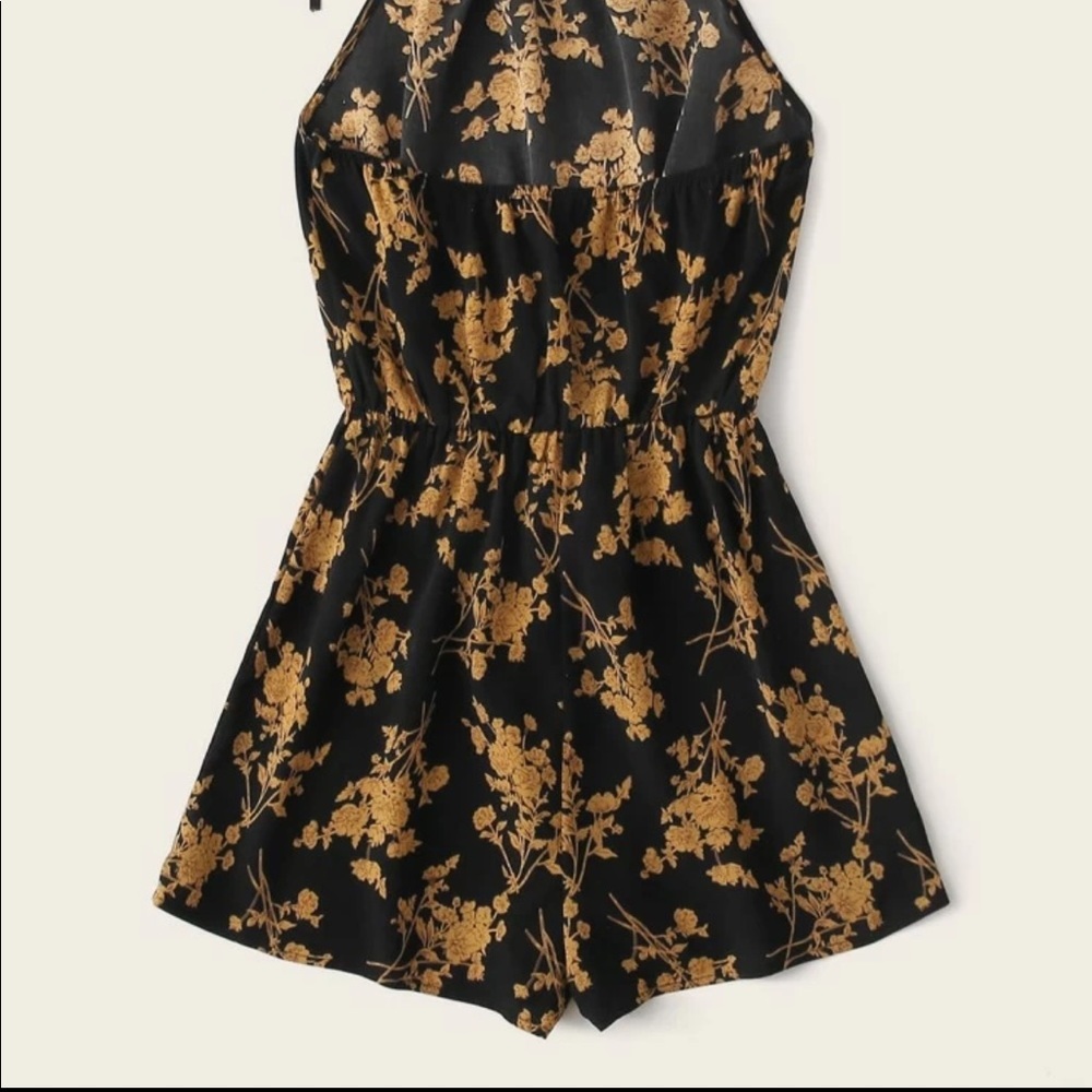 NWT SHEIN: XS Black & Gold Floral Tie Up Romper - Picture 4 of 11